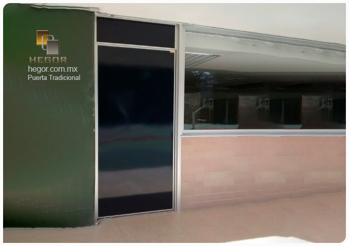 puerta con antepecho queretaro