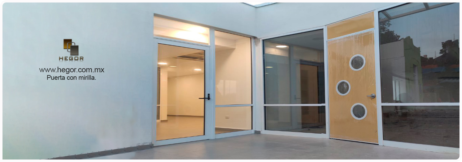 puerta con mirilla puebla