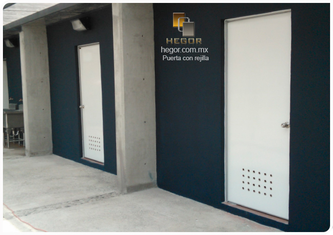 puerta con rejilla toluca